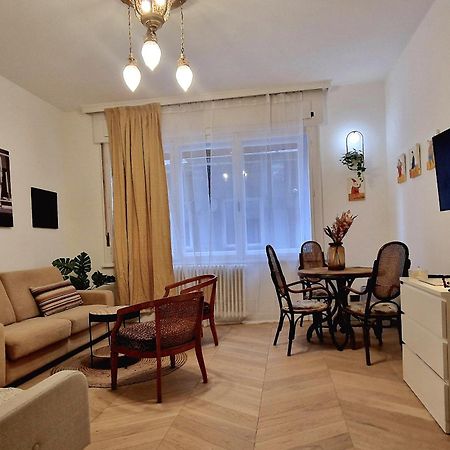 Charming Center Apartman Budapest Luaran gambar