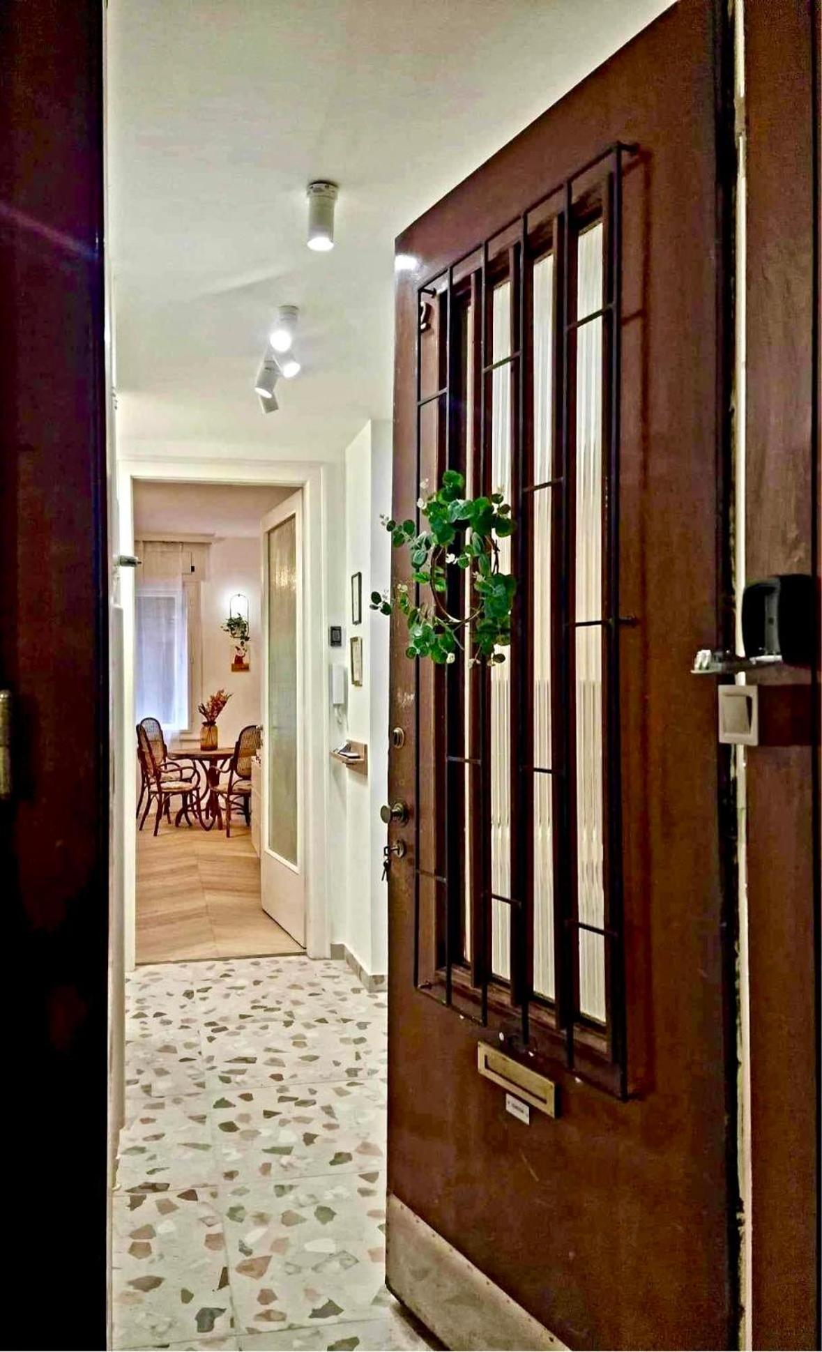 Charming Center Apartman Budapest Luaran gambar